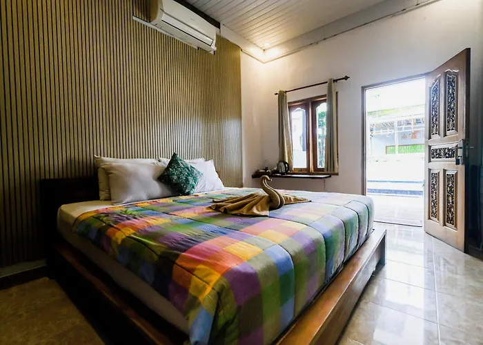 Soka Suarsena Monkey Forest Hotel