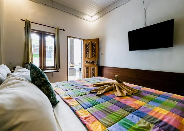 Soka Suarsena Monkey Forest Hotel 3*