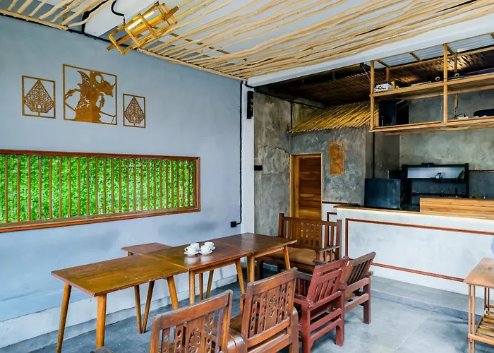 Hotel Soka Suarsena Monkey Forest 3*