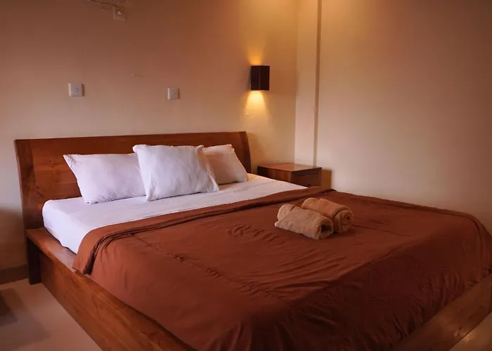 Hotel Soka Suarsena Monkey Forest