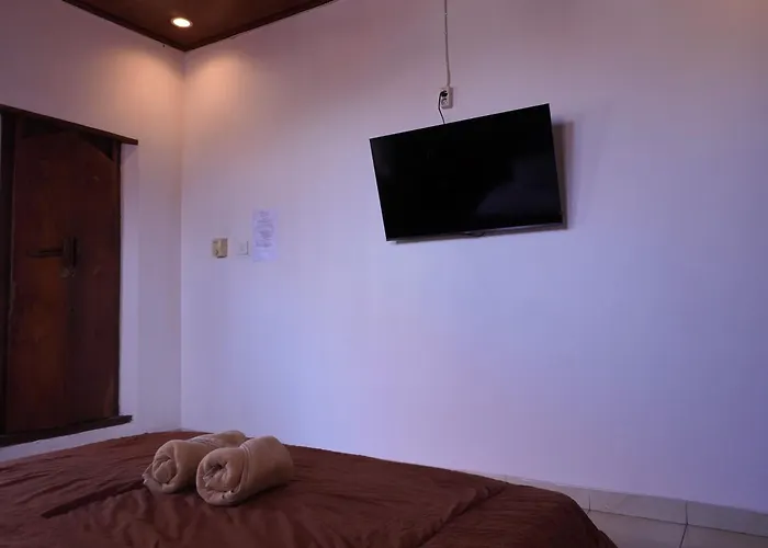 Soka Suarsena Monkey Forest Hotel 3*