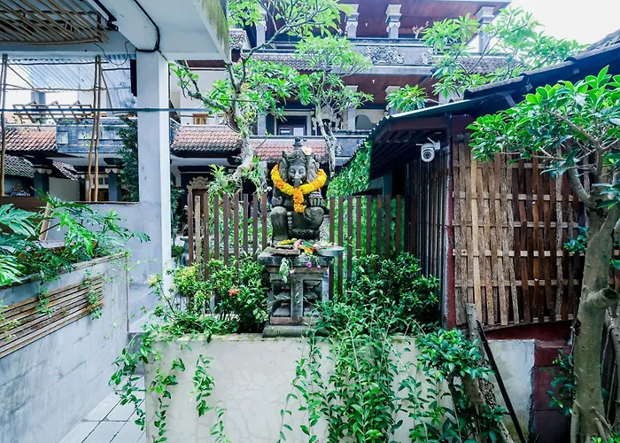 Hotel Soka Suarsena Monkey Forest 3*